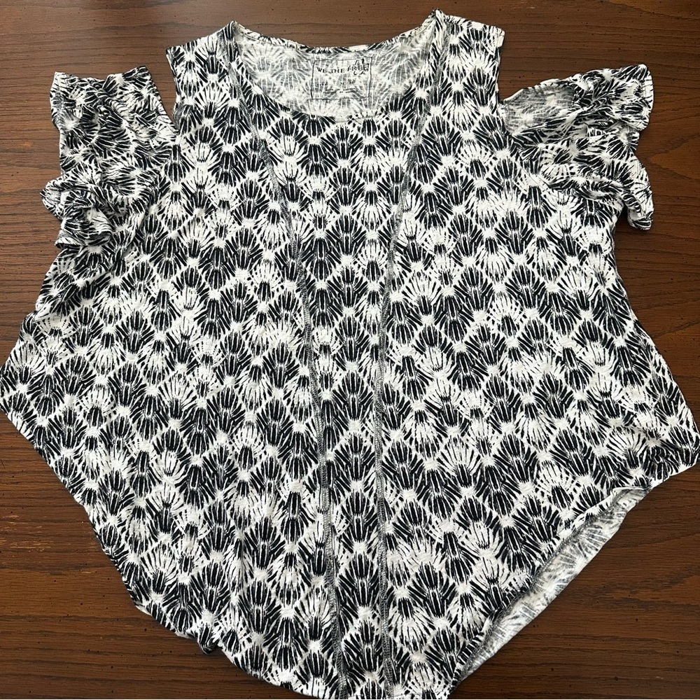 Free people we the free cold shoulder Black and White Women's Top M